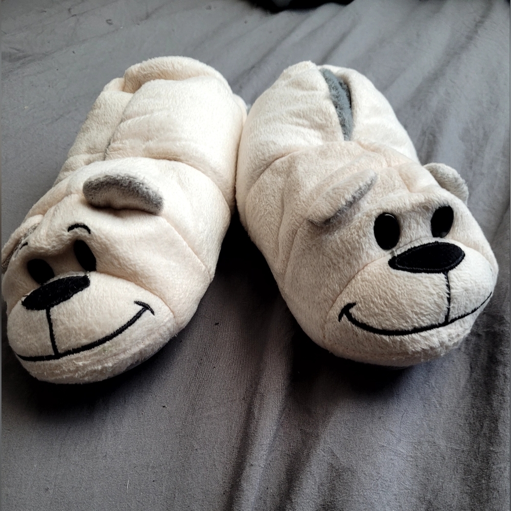 Slippers - Picture 3 of 5